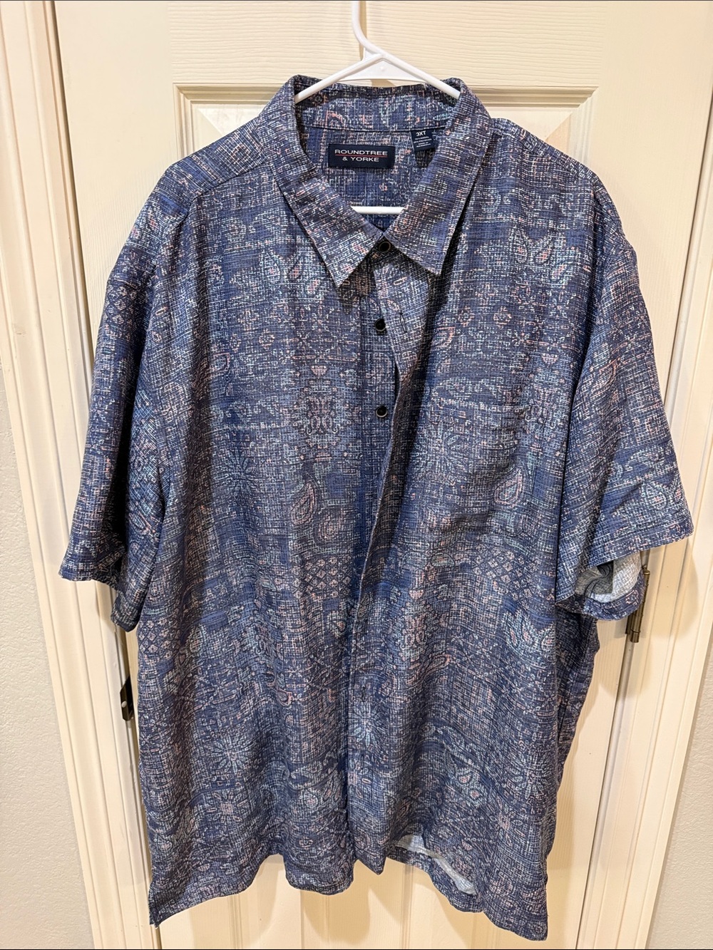 Roundtree & Yorke Navy Blue Paisley Short-Sleeve Button Shirt